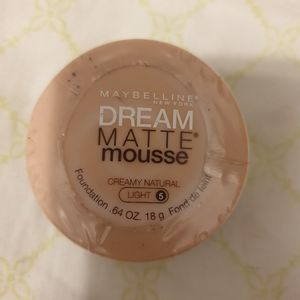 Maybelline NY dream matte mousse, light 5, creamy natural